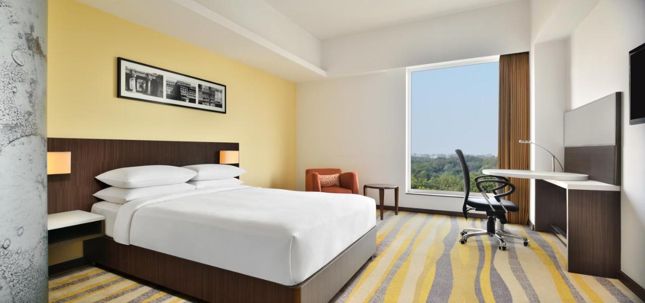 Fairfield By Marriott Ahmedabad Hotel Luaran gambar