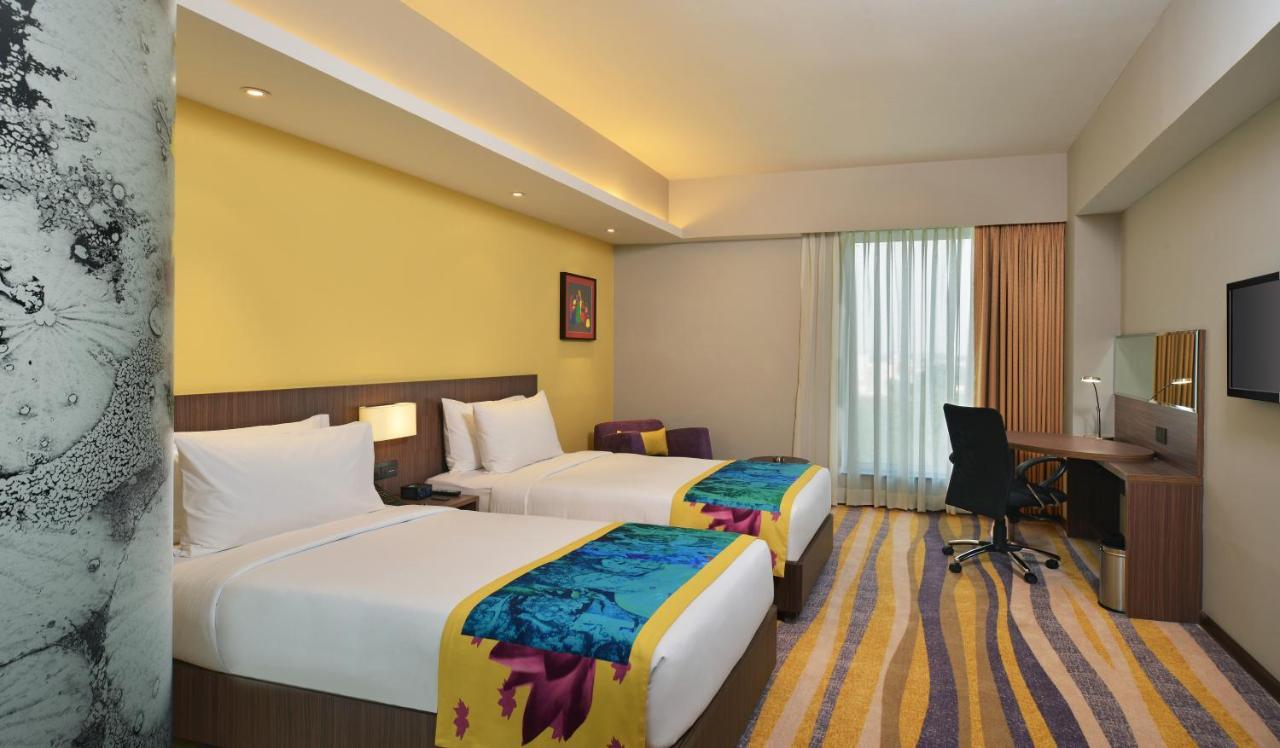 Fairfield By Marriott Ahmedabad Hotel Luaran gambar